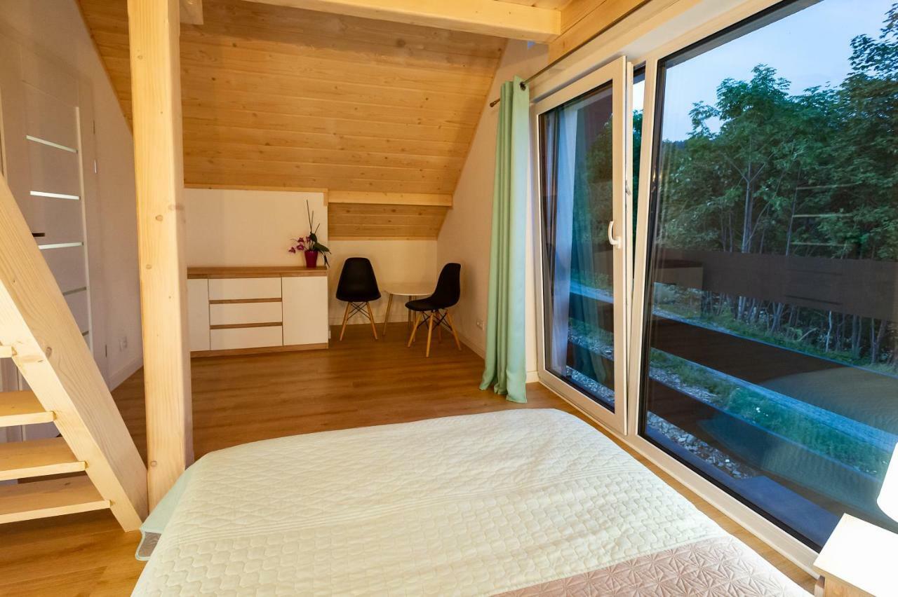 Apartament Podmagura Щирк Екстер'єр фото